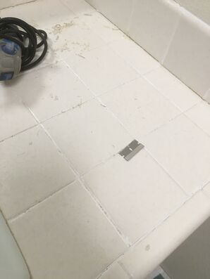Before & After Tile & Grout Cleaning in Phoenix, AZ (2)